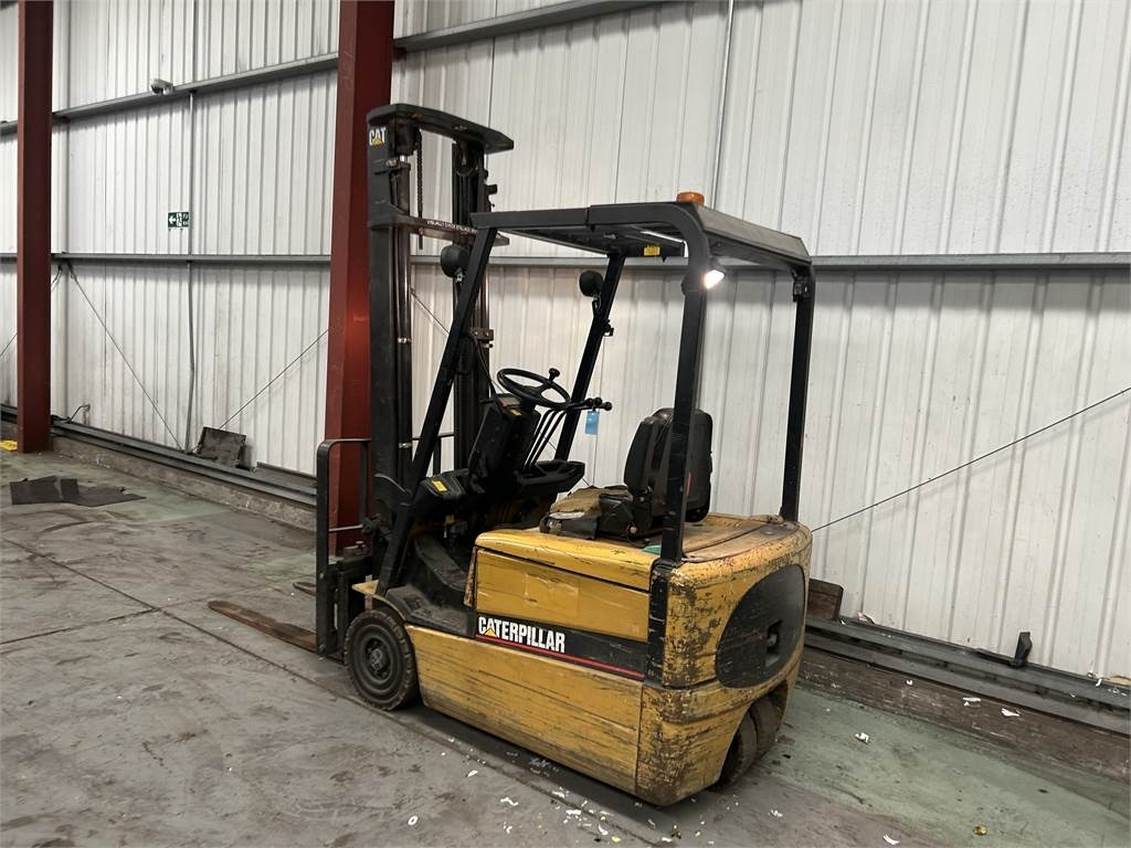 CAT EP16KT - Elektrische heftruck: afbeelding 3 CAT EP16KT - Elektrische heftruck: afbeelding 3