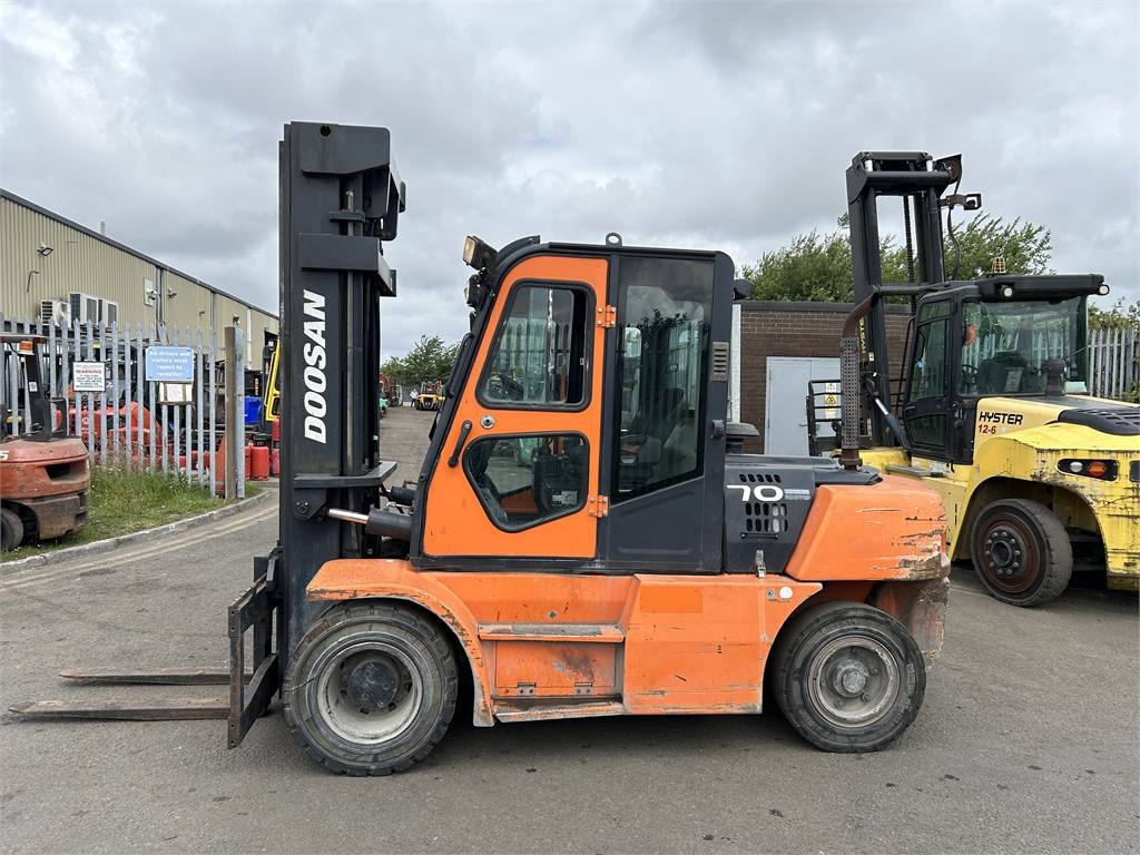 Diesel heftruck Doosan D70S-5: afbeelding 1