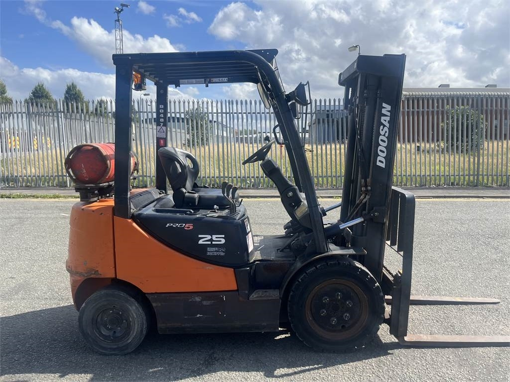 Doosan G25P-5 - LPG heftruck: afbeelding 4 Doosan G25P-5 - LPG heftruck: afbeelding 4