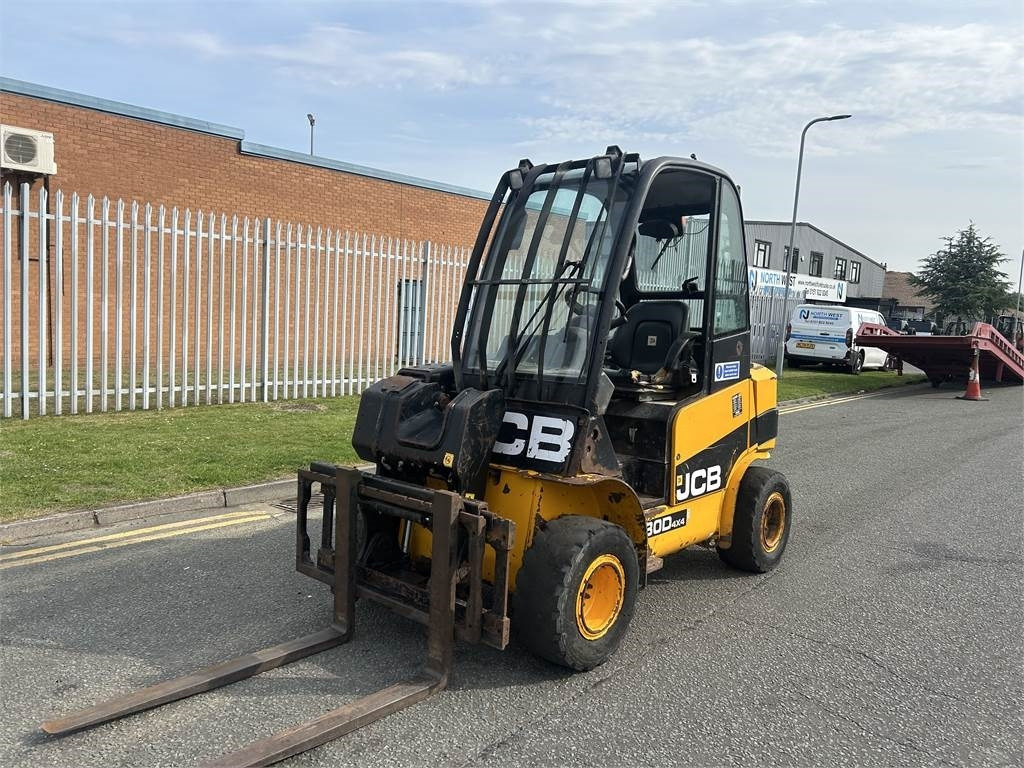 JCB TLT30D 4x4 - Heftruck: afbeelding 2 JCB TLT30D 4x4 - Heftruck: afbeelding 2