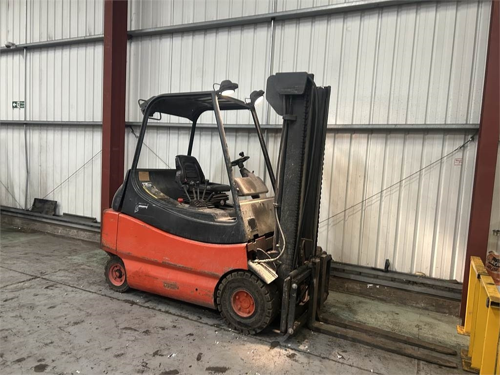 Linde E30-02 - Elektrische heftruck: afbeelding 4 Linde E30-02 - Elektrische heftruck: afbeelding 4