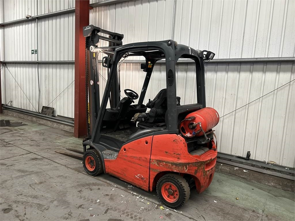 Linde H14T-01 - LPG heftruck: afbeelding 3 Linde H14T-01 - LPG heftruck: afbeelding 3