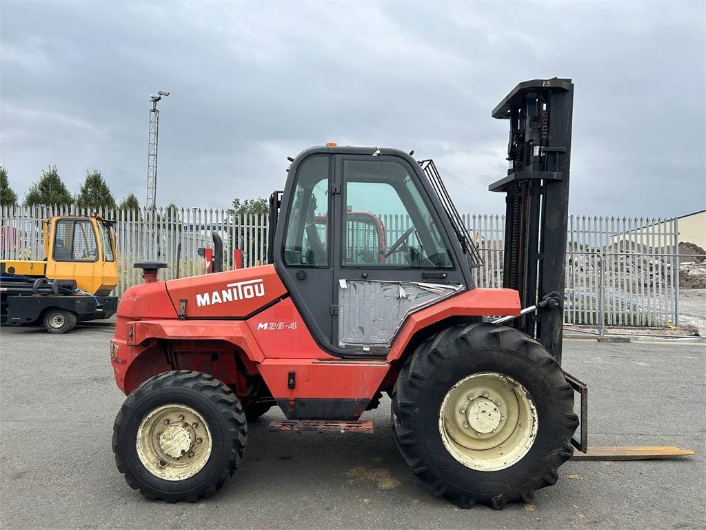Manitou M26-4 - Ruw terrein heftruck: afbeelding 1 Manitou M26-4 - Ruw terrein heftruck: afbeelding 1