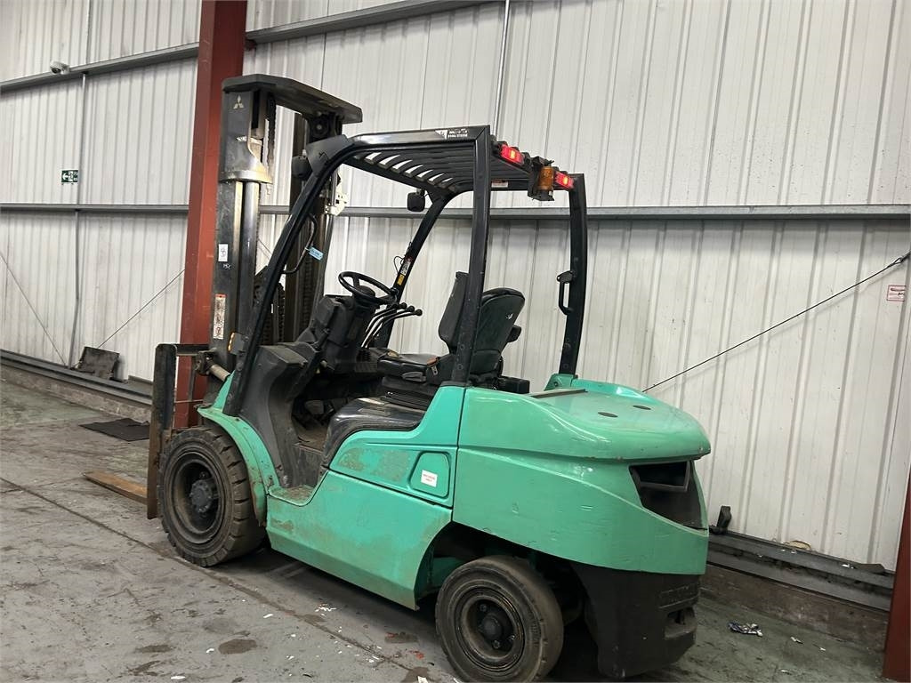 Mitsubishi FD35NT - Diesel heftruck: afbeelding 3 Mitsubishi FD35NT - Diesel heftruck: afbeelding 3