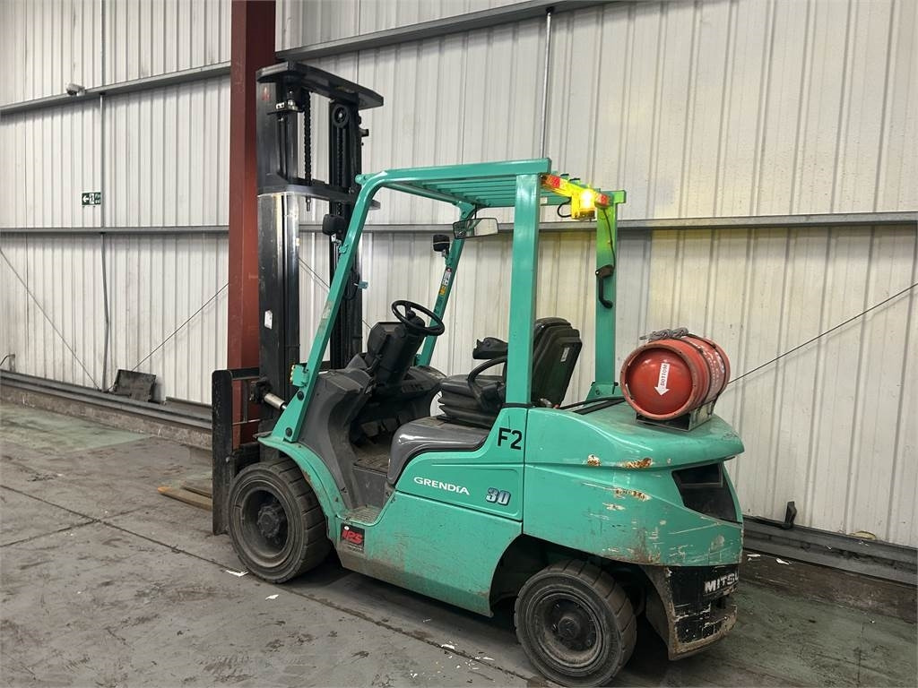 Mitsubishi FG30NT - LPG heftruck: afbeelding 3 Mitsubishi FG30NT - LPG heftruck: afbeelding 3