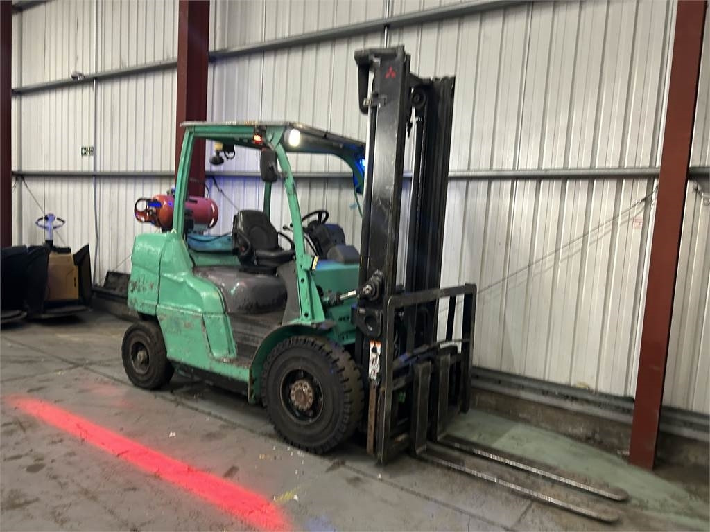 Mitsubishi FG40NT - LPG heftruck: afbeelding 4 Mitsubishi FG40NT - LPG heftruck: afbeelding 4