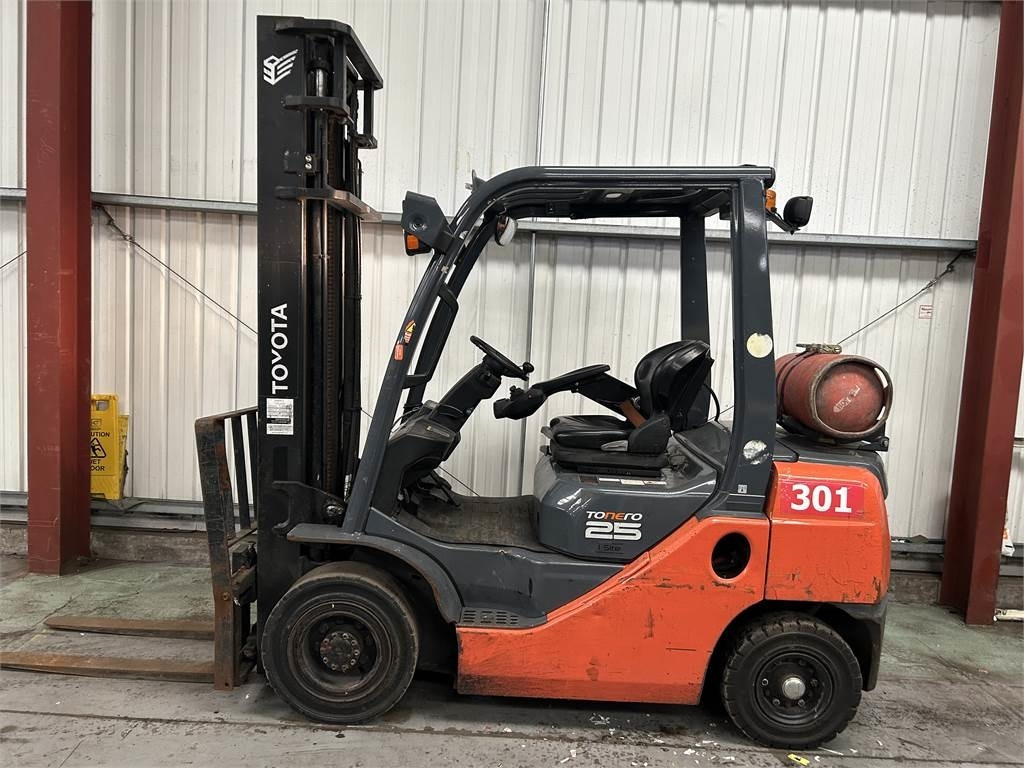 Toyota 02-8FGF25 - LPG heftruck: afbeelding 1 Toyota 02-8FGF25 - LPG heftruck: afbeelding 1