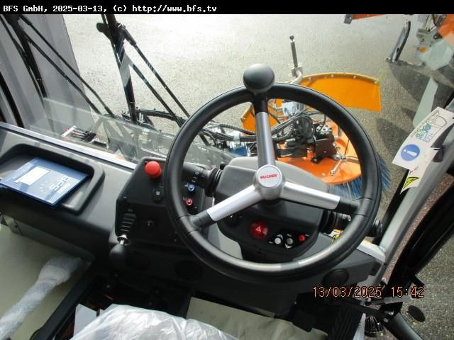 CityCat 5006 Bucher CC5006 beidseitig + Frontbes - Veegwagen: afbeelding 4 CityCat 5006 Bucher CC5006 beidseitig + Frontbes - Veegwagen: afbeelding 4