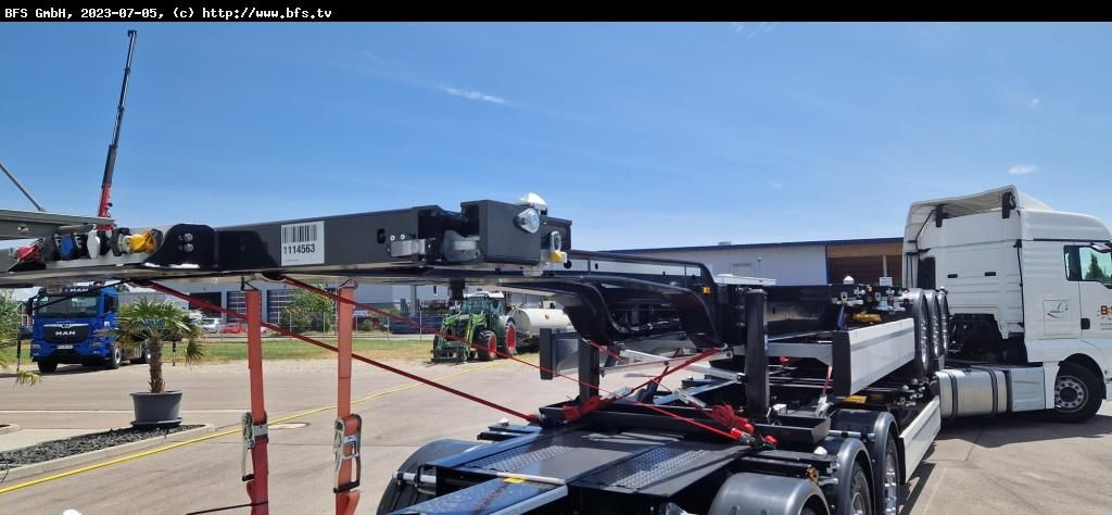 Krone Sattelauflieger Container Chassi SDC 27 eLTU5-2 Krone Sattelauflieger Container Chassi SDC 27 eLTU5-2 - Containertransporter/ Wissellaadbak oplegger: afbeelding 1 Krone Sattelauflieger Container Chassi SDC 27 eLTU5-2 Krone Sattelauflieger Container Chassi SDC 27 eLTU5-2 - Containertransporter/ Wissellaadbak oplegger: afbeelding 1