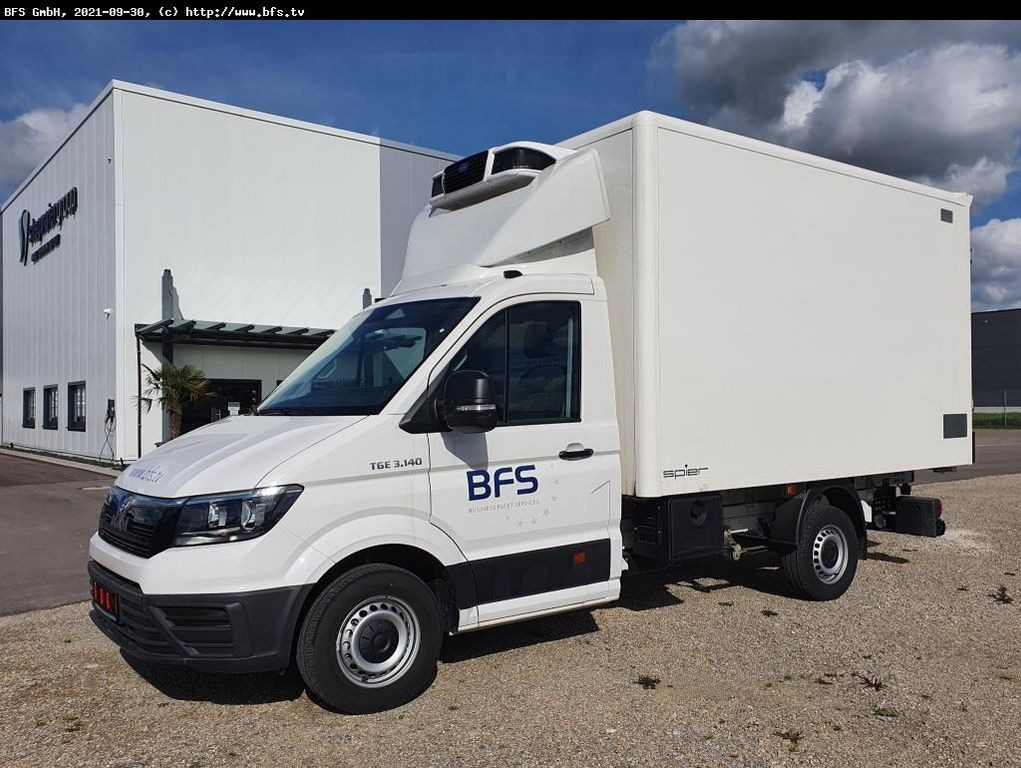 MAN TGE 3.140 4x2 F SB Bi-Temp Kühlkoffer, Carrier P MAN TGE 3.140 4x2 F SB Bi-Temp Kühlkoffer, Carrier P - Koelwagen: afbeelding 1 MAN TGE 3.140 4x2 F SB Bi-Temp Kühlkoffer, Carrier P MAN TGE 3.140 4x2 F SB Bi-Temp Kühlkoffer, Carrier P - Koelwagen: afbeelding 1