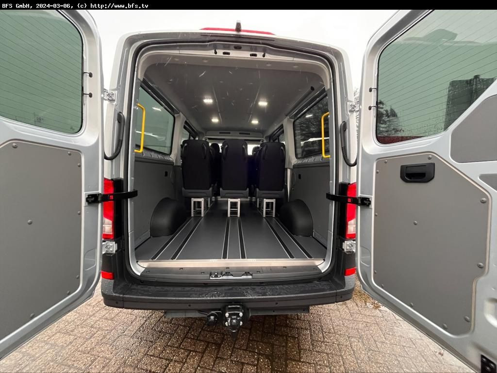 MAN TGE 3.180 4x2 F SB TGE 9-Sitzer - Personenvervoer: afbeelding 4 MAN TGE 3.180 4x2 F SB TGE 9-Sitzer - Personenvervoer: afbeelding 4