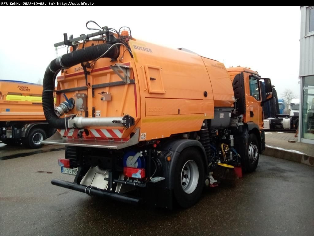 MAN TGM 18.250 4x2 BL Bucher V65_Twin - Veegwagen: afbeelding 2 MAN TGM 18.250 4x2 BL Bucher V65_Twin - Veegwagen: afbeelding 2
