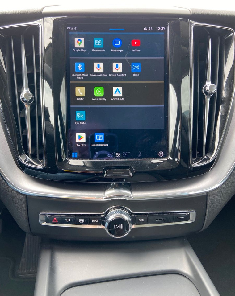 Volvo XC 60 XC60 Momentum Pro AWD - SUV: afbeelding 5 Volvo XC 60 XC60 Momentum Pro AWD - SUV: afbeelding 5