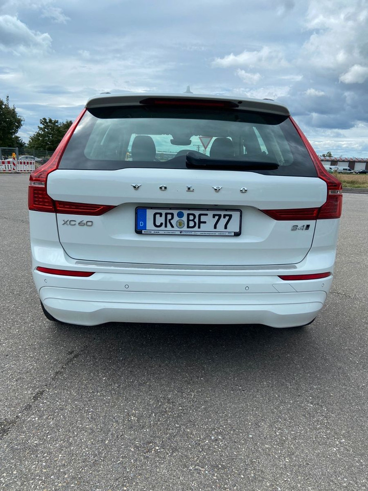 Volvo XC 60 XC60 Momentum Pro AWD - SUV: afbeelding 2 Volvo XC 60 XC60 Momentum Pro AWD - SUV: afbeelding 2