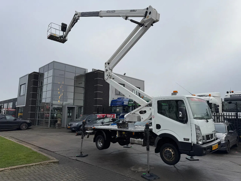 Nissan Cabstar 35.12 + ISOLI 21 METER AERIAL PLATFORM - Bestelwagen: afbeelding 3 Nissan Cabstar 35.12 + ISOLI 21 METER AERIAL PLATFORM - Bestelwagen: afbeelding 3