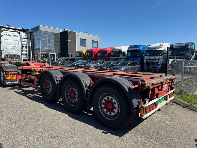 Broshuis 3 UCC-39/45 EU - 3 AXLE SAF + LIFTING AXLE - Containertransporter/ Wissellaadbak oplegger: afbeelding 4 Broshuis 3 UCC-39/45 EU - 3 AXLE SAF + LIFTING AXLE - Containertransporter/ Wissellaadbak oplegger: afbeelding 4