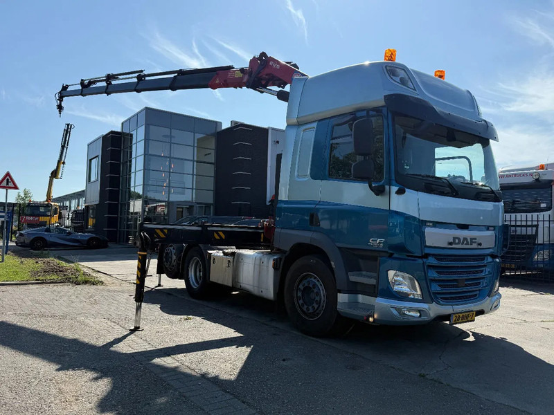 DAF CF 440 6X2 EURO 6 + HMF 3220-K5 REMOTE 5E & 6E FUNCTIE - Kraanwagen: afbeelding 2 DAF CF 440 6X2 EURO 6 + HMF 3220-K5 REMOTE 5E & 6E FUNCTIE - Kraanwagen: afbeelding 2