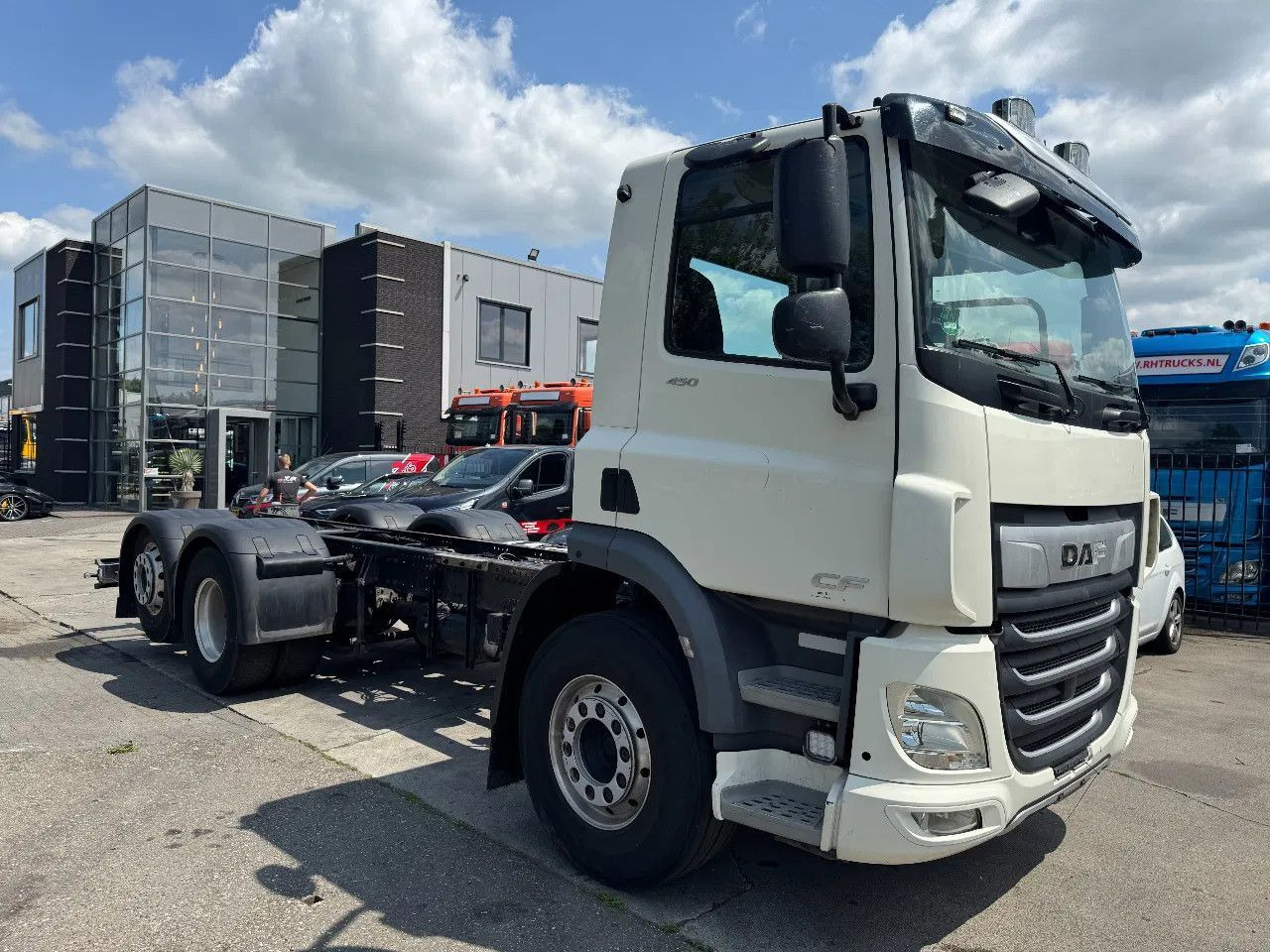 DAF CF 450 6X2 - EURO 6 + LIFT/STEERING AXLE - Chassis vrachtwagen: afbeelding 3 DAF CF 450 6X2 - EURO 6 + LIFT/STEERING AXLE - Chassis vrachtwagen: afbeelding 3
