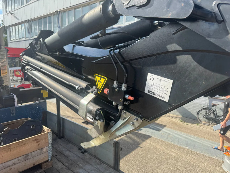 DAF CF 85.410 8X2 EURO 5 PALFINGER PK60002 + FLY JIB + REMOTE + TWISTLOCKS - Vrachtwagen met open laadbak, Kraanwagen: afbeelding 5 DAF CF 85.410 8X2 EURO 5 PALFINGER PK60002 + FLY JIB + REMOTE + TWISTLOCKS - Vrachtwagen met open laadbak, Kraanwagen: afbeelding 5