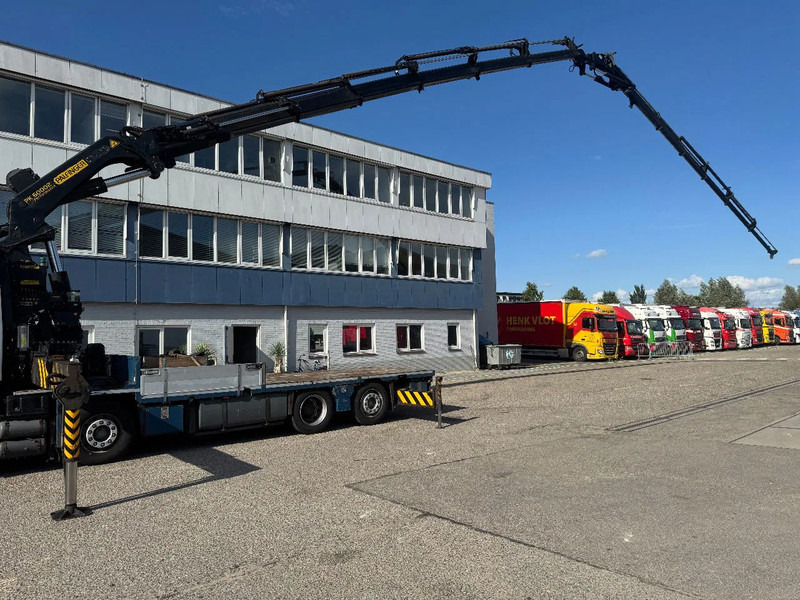 DAF CF 85.410 8X2 EURO 5 PALFINGER PK60002 + FLY JIB + REMOTE + TWISTLOCKS - Kraanwagen: afbeelding 4 DAF CF 85.410 8X2 EURO 5 PALFINGER PK60002 + FLY JIB + REMOTE + TWISTLOCKS - Kraanwagen: afbeelding 4