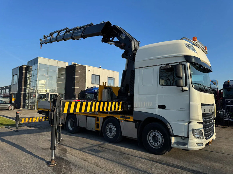 DAF XF 460 8X2 - EURO 6 + HIAB 855 EP-6 + REMOTE + STEERING AXLE - Vrachtwagen met open laadbak, Kraanwagen: afbeelding 1 DAF XF 460 8X2 - EURO 6 + HIAB 855 EP-6 + REMOTE + STEERING AXLE - Vrachtwagen met open laadbak, Kraanwagen: afbeelding 1