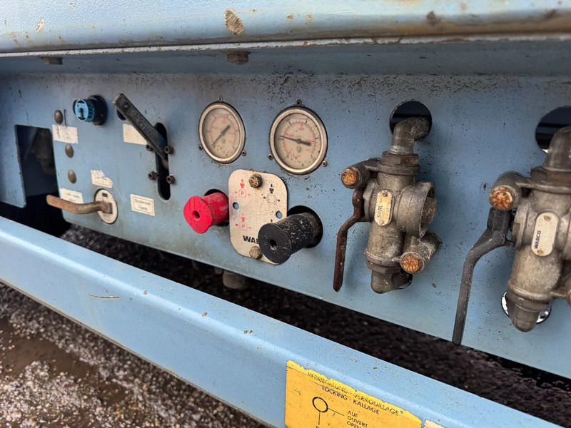 Dieplader oplegger Faymonville TL4S 2,8M EXTENDABLE + HYDRAULIC RAMPS 3 AXLE STEERING: afbeelding 17 Dieplader oplegger Faymonville TL4S 2,8M EXTENDABLE + HYDRAULIC RAMPS 3 AXLE STEERING: afbeelding 17