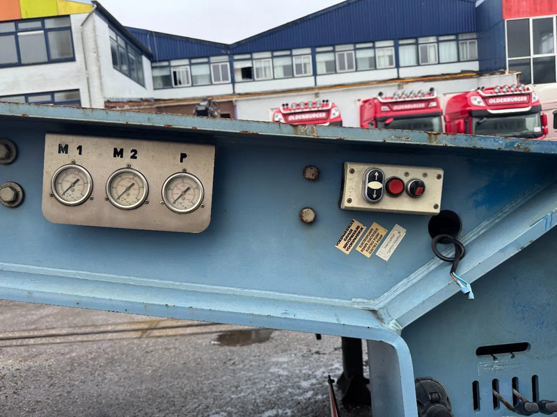 Dieplader oplegger Faymonville TL4S 2,8M EXTENDABLE + HYDRAULIC RAMPS 3 AXLE STEERING: afbeelding 16 Dieplader oplegger Faymonville TL4S 2,8M EXTENDABLE + HYDRAULIC RAMPS 3 AXLE STEERING: afbeelding 16