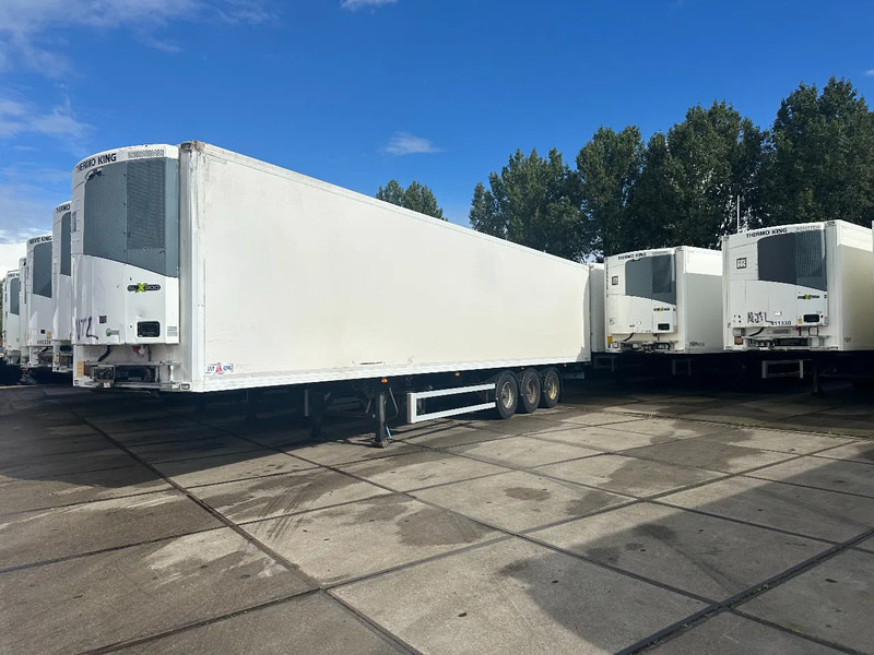 Gray and Adams 6X THERMO KING SLX 200 -13,4X2,5X2,6 METER - BPW DRUM BRAKES - Koelwagen oplegger: afbeelding 1 Gray and Adams 6X THERMO KING SLX 200 -13,4X2,5X2,6 METER - BPW DRUM BRAKES - Koelwagen oplegger: afbeelding 1