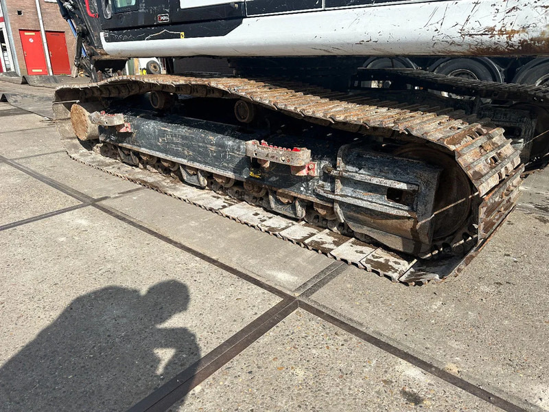 Rupsgraafmachine Hidromek HMK 230 LC-4, CE, 600 MM PADS, AUX PIPING, REVERSE CAMERA , AUTO LUB AC: afbeelding 9 Rupsgraafmachine Hidromek HMK 230 LC-4, CE, 600 MM PADS, AUX PIPING, REVERSE CAMERA , AUTO LUB AC: afbeelding 9