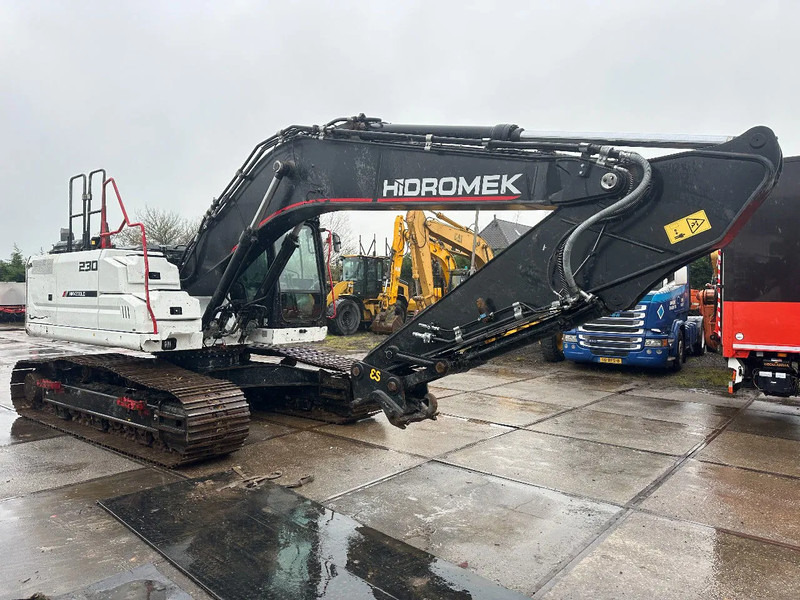Hidromek HMK 230LC-4 CE, 700 MM PADS, CV, PIPED AUX PIPING,QH, AUTO LUBE, AC REVERSE CAMERA - Rupsgraafmachine: afbeelding 2 Hidromek HMK 230LC-4 CE, 700 MM PADS, CV, PIPED AUX PIPING,QH, AUTO LUBE, AC REVERSE CAMERA - Rupsgraafmachine: afbeelding 2