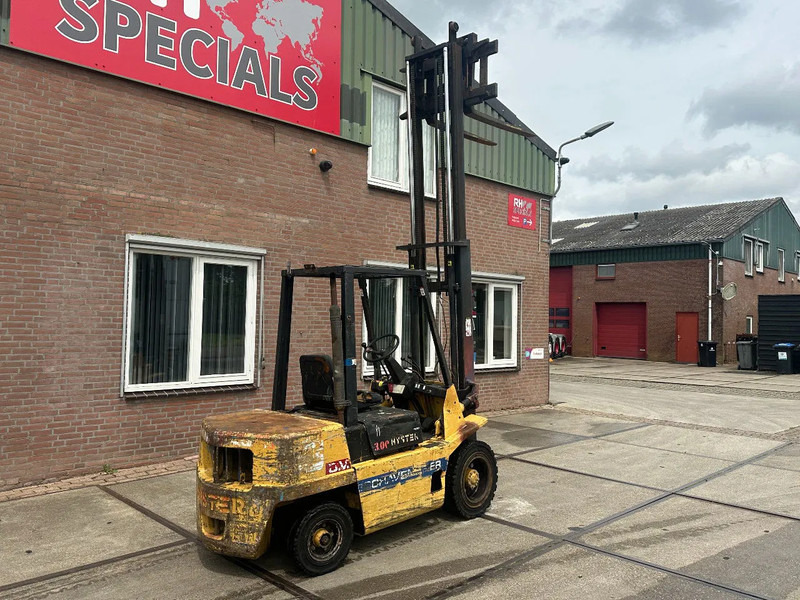 Hyster H3.00XL - 3 TONS - Diesel heftruck: afbeelding 4 Hyster H3.00XL - 3 TONS - Diesel heftruck: afbeelding 4