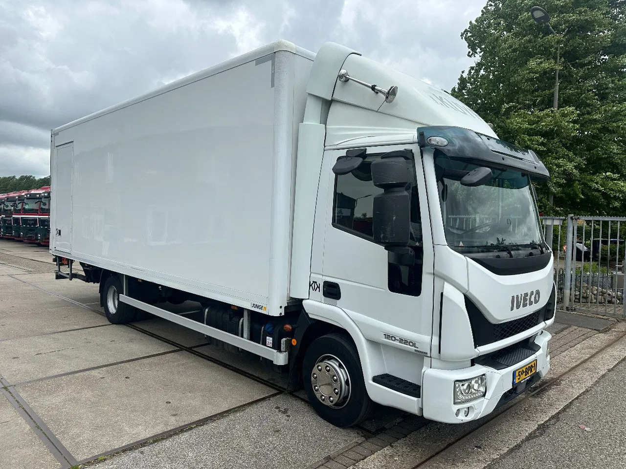 Iveco ML 120 -220 L, DHOLLANDIA LIFT, BOX 730X250X240 - Bakwagen: afbeelding 3 Iveco ML 120 -220 L, DHOLLANDIA LIFT, BOX 730X250X240 - Bakwagen: afbeelding 3