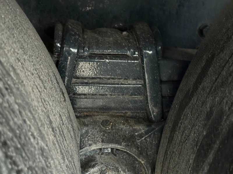 Iveco Trakker 360 6X4 EURO 6 + PALFINGER PK20001K + REMOTE CONTROL - Kraanwagen: afbeelding 5 Iveco Trakker 360 6X4 EURO 6 + PALFINGER PK20001K + REMOTE CONTROL - Kraanwagen: afbeelding 5