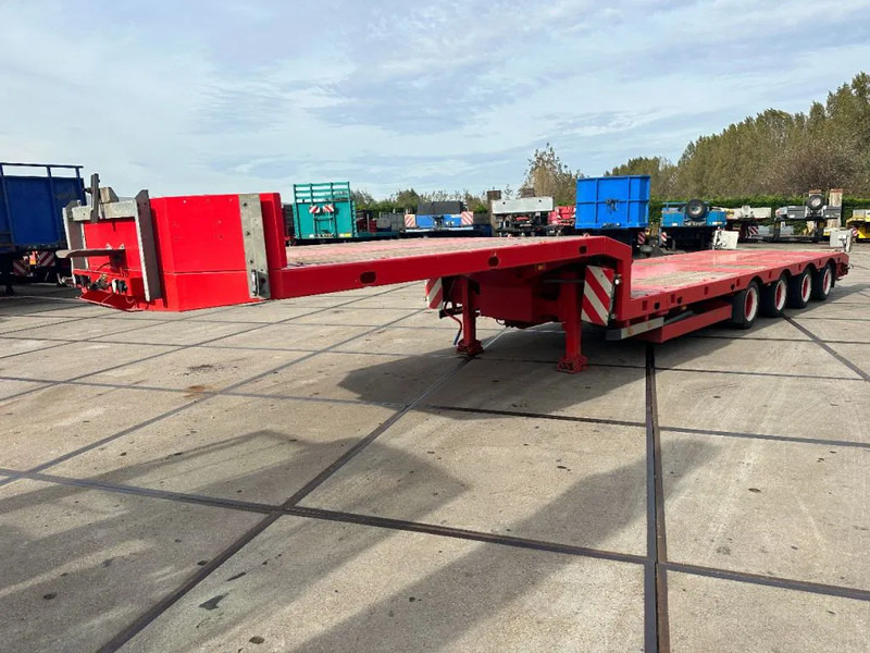 KEL-BERG 4 AXLE, EXTANDABLE, 2 AXEL STEERING - Dieplader oplegger: afbeelding 2 KEL-BERG 4 AXLE, EXTANDABLE, 2 AXEL STEERING - Dieplader oplegger: afbeelding 2