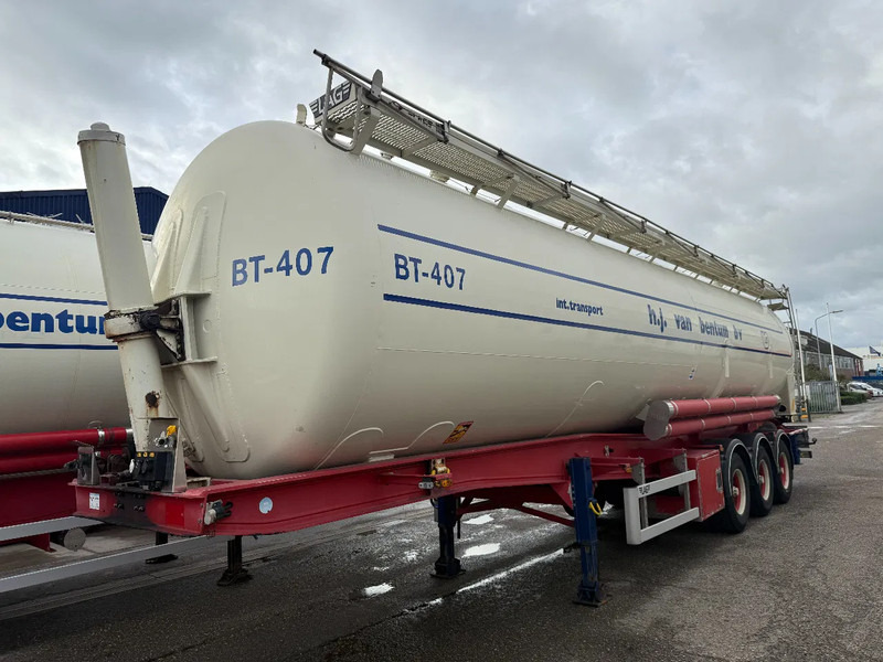 LAG O-3-40-02 - 61.000 LITER - TIPPER BULK - 3 AXLE - BPW - Tankoplegger: afbeelding 1 LAG O-3-40-02 - 61.000 LITER - TIPPER BULK - 3 AXLE - BPW - Tankoplegger: afbeelding 1