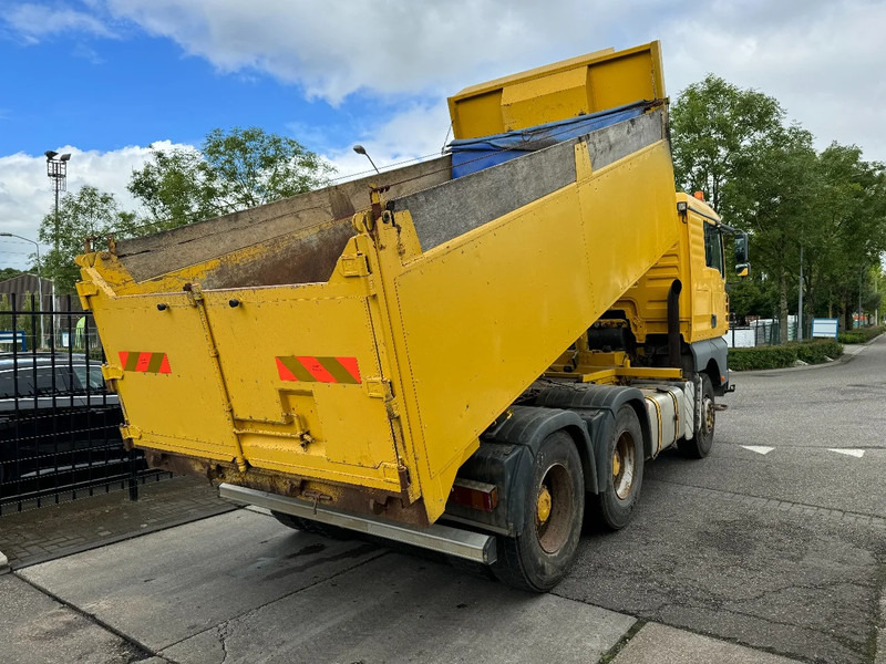 MAN TGA 26.530 6X4 MANUAL 3 PEDALS TIPPER KIPPER - Kipper vrachtwagen: afbeelding 5 MAN TGA 26.530 6X4 MANUAL 3 PEDALS TIPPER KIPPER - Kipper vrachtwagen: afbeelding 5