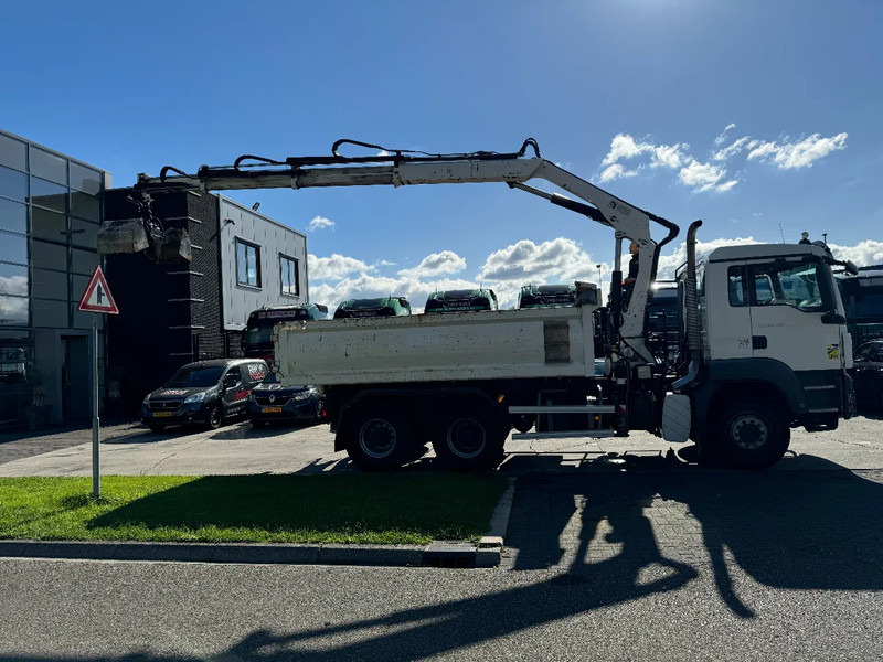 MAN TGS 26.400 6X4 HIAB 166D + REMOTE CONTROL + 2 WAYS KIPPER TÜV TILL 07-2025 - Kipper vrachtwagen, Kraanwagen: afbeelding 5 MAN TGS 26.400 6X4 HIAB 166D + REMOTE CONTROL + 2 WAYS KIPPER TÜV TILL 07-2025 - Kipper vrachtwagen, Kraanwagen: afbeelding 5
