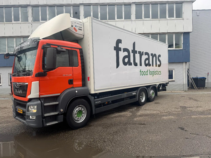 MAN TGS 26.440 6X2 EURO 6 THERMO KING + LOAD LIFT - Koelwagen vrachtwagen: afbeelding 1 MAN TGS 26.440 6X2 EURO 6 THERMO KING + LOAD LIFT - Koelwagen vrachtwagen: afbeelding 1