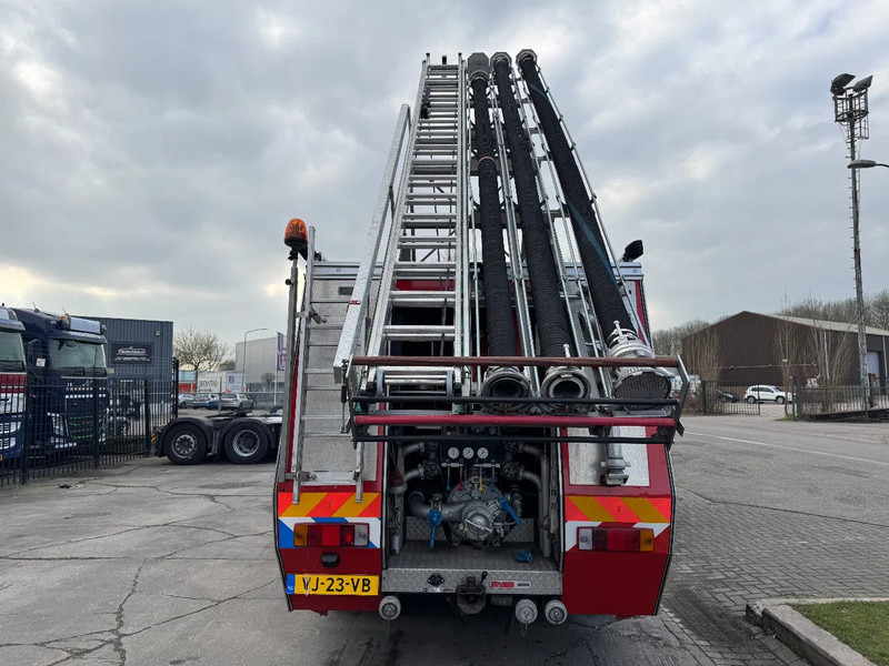Mercedes-Benz 1117 - FULL EQUIPMENT INCLUDED FIRE TRUCK + LADDERLIFT + TÜV 12-2025 - Brandweerwagen: afbeelding 5 Mercedes-Benz 1117 - FULL EQUIPMENT INCLUDED FIRE TRUCK + LADDERLIFT + TÜV 12-2025 - Brandweerwagen: afbeelding 5