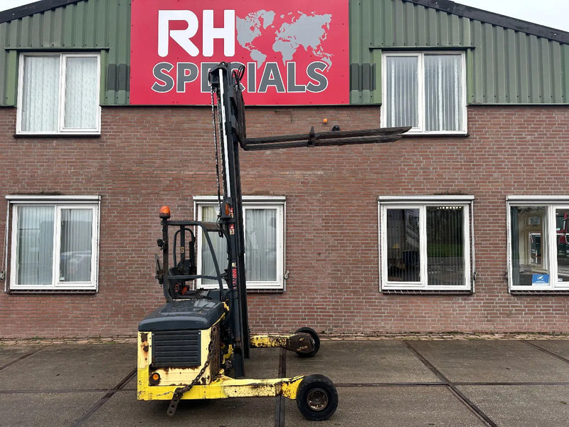 Moffett M4 25.3 2,5 TON SIDESHIFT DIESEL MEENEEMHEFTRUCK - Meeneemheftruck: afbeelding 2 Moffett M4 25.3 2,5 TON SIDESHIFT DIESEL MEENEEMHEFTRUCK - Meeneemheftruck: afbeelding 2