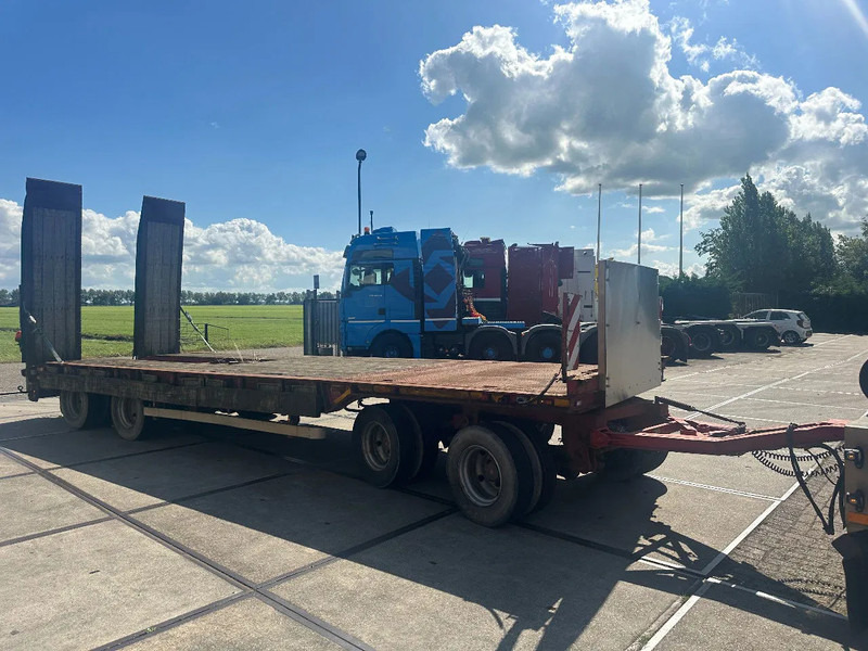 Nooteboom 4 ASSIGE BLADGEVEERD HYDRAULISCHE KLEPPEN - Dieplader aanhangwagen: afbeelding 3 Nooteboom 4 ASSIGE BLADGEVEERD HYDRAULISCHE KLEPPEN - Dieplader aanhangwagen: afbeelding 3