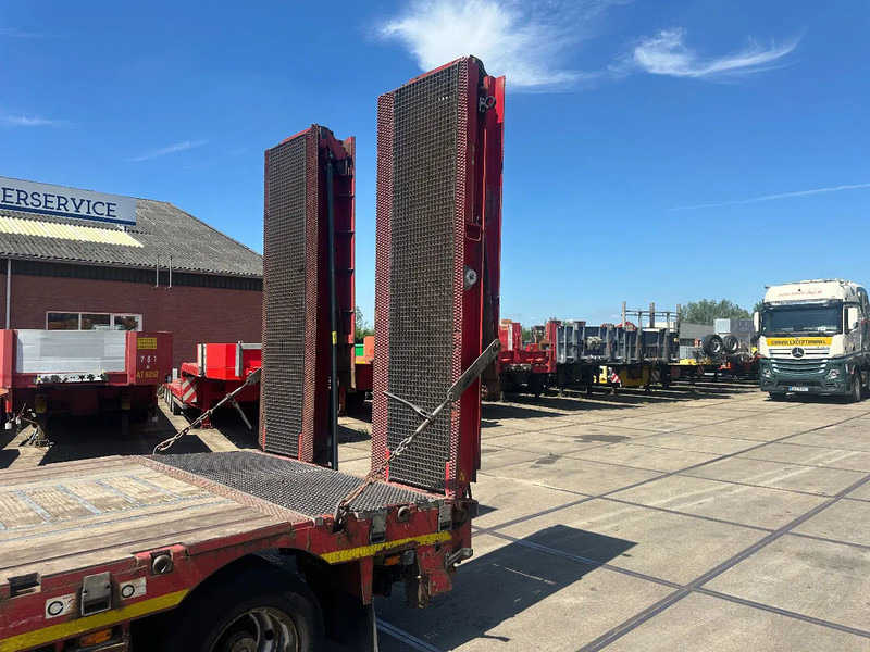 Nooteboom MCO-48-03 FORCED STEERING, 3,5 M EXTENDABLE, LIFTING DECK, WINCH, DUBBLE HYDRAULIC RAMPS - Dieplader oplegger: afbeelding 5 Nooteboom MCO-48-03 FORCED STEERING, 3,5 M EXTENDABLE, LIFTING DECK, WINCH, DUBBLE HYDRAULIC RAMPS - Dieplader oplegger: afbeelding 5