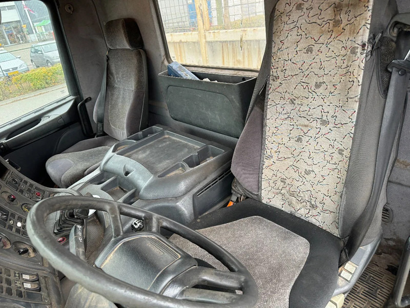 Kraanwagen Scania P124-360 6X4 EURO 2 HIAB 200 C-5 ALL 2000: afbeelding 18 Kraanwagen Scania P124-360 6X4 EURO 2 HIAB 200 C-5 ALL 2000: afbeelding 18