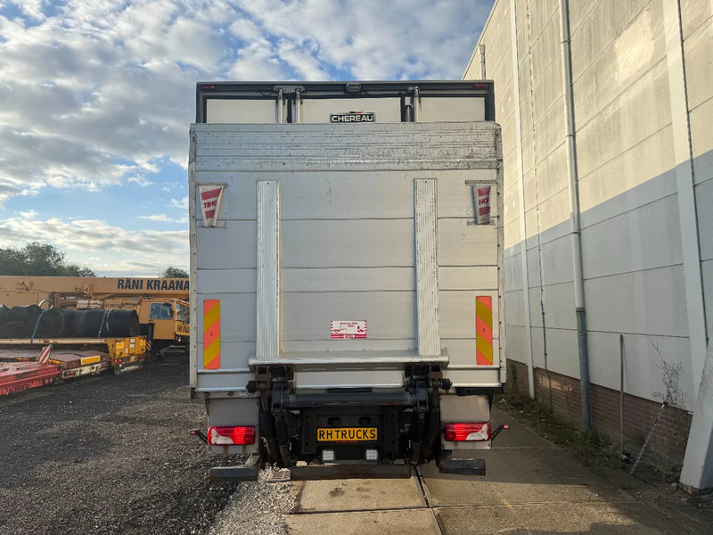 Scania P280 6X2 EURO 6 CHEREAU CARRIER SUPRA 1250 D/E SILENT - Koelwagen vrachtwagen: afbeelding 4 Scania P280 6X2 EURO 6 CHEREAU CARRIER SUPRA 1250 D/E SILENT - Koelwagen vrachtwagen: afbeelding 4