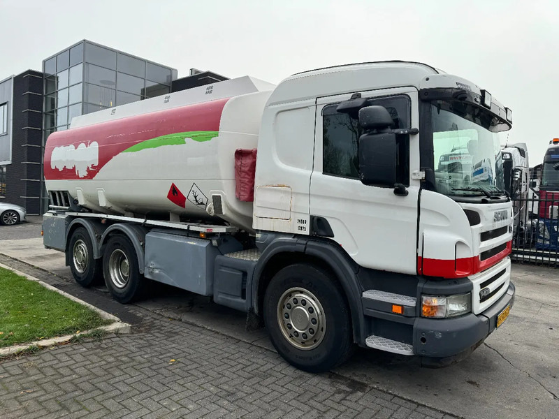 Scania P400 6X2 - EURO 5 + 3 CAMBER + LIFTING AXLE - Tankwagen: afbeelding 3 Scania P400 6X2 - EURO 5 + 3 CAMBER + LIFTING AXLE - Tankwagen: afbeelding 3