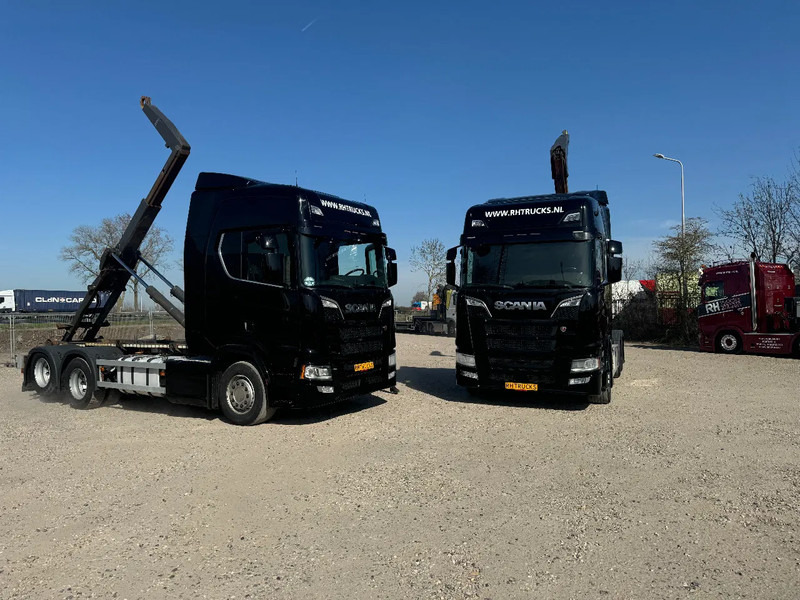 Scania R580 V8 NGS 6X2 EURO 6 VDL 20T HOOK - Haakarmsysteem vrachtwagen: afbeelding 2 Scania R580 V8 NGS 6X2 EURO 6 VDL 20T HOOK - Haakarmsysteem vrachtwagen: afbeelding 2
