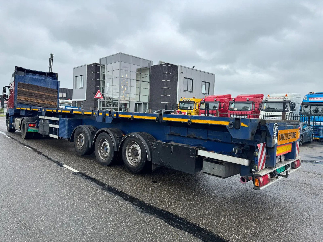Schmidt HAGEN 3 AXLE + LIFTING AXLE - Open bak met boorden oplegger: afbeelding 5 Schmidt HAGEN 3 AXLE + LIFTING AXLE - Open bak met boorden oplegger: afbeelding 5