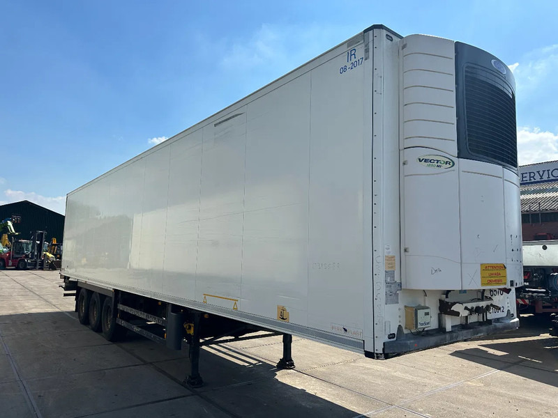 Schmitz Cargobull Schmitz Cargobull PRICES FROM €6950 TO €8950,- 40 X CARRIER 1850 MT D/E SAF AXELS - Koelwagen oplegger: afbeelding 5 Schmitz Cargobull Schmitz Cargobull PRICES FROM €6950 TO €8950,- 40 X CARRIER 1850 MT D/E SAF AXELS - Koelwagen oplegger: afbeelding 5