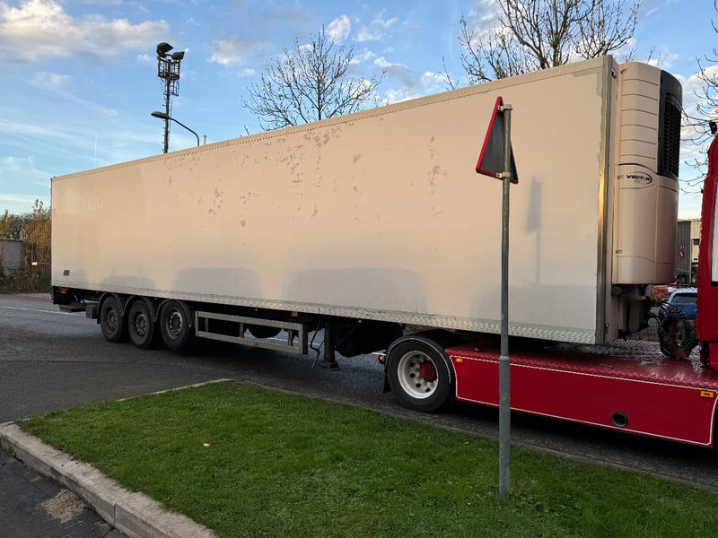 Tecnokar CARRIER VECTOR 1550 3X SAF AXLE - Koelwagen oplegger: afbeelding 5 Tecnokar CARRIER VECTOR 1550 3X SAF AXLE - Koelwagen oplegger: afbeelding 5