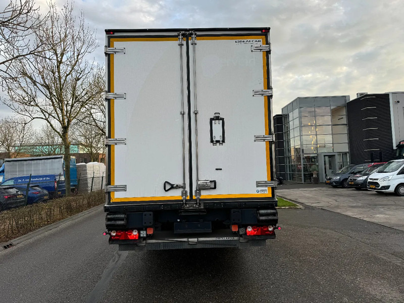 Tecnokar CARRIER VECTOR 1550 3X SAF AXLE - Koelwagen oplegger: afbeelding 4 Tecnokar CARRIER VECTOR 1550 3X SAF AXLE - Koelwagen oplegger: afbeelding 4